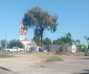 BIG RIG OVERTURNS IN ATWATER, APPLEGATE ROAD OFF RAMP