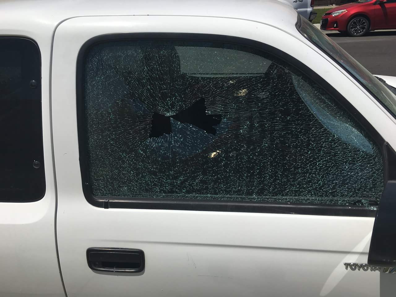 VANDALS TARGET VEHICLES WITH BB GUNS IN LOS BANOS