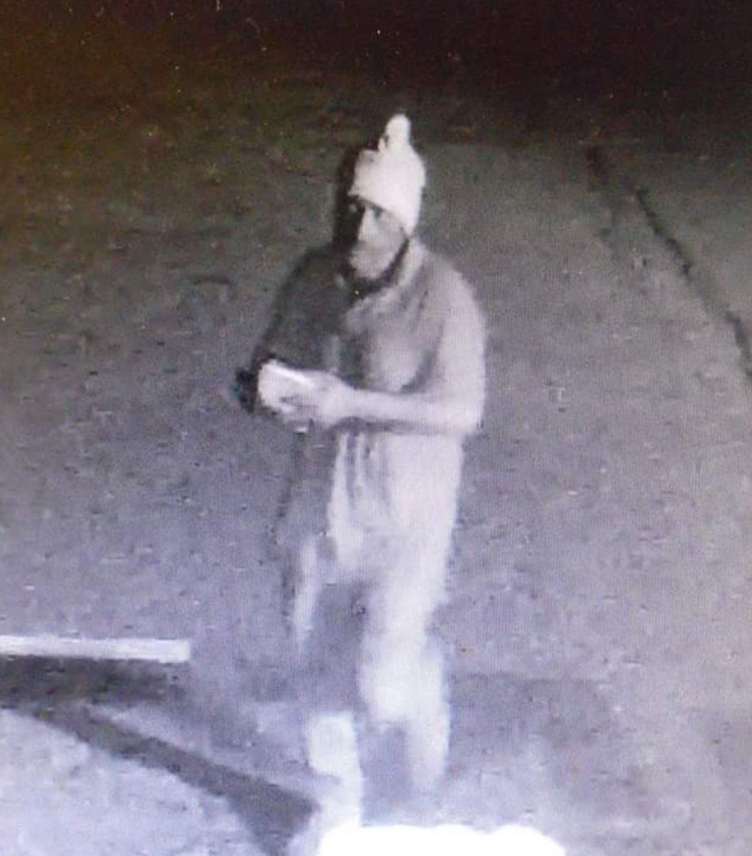 Burglar breaks in to La Morenita Restaurant in Livingston