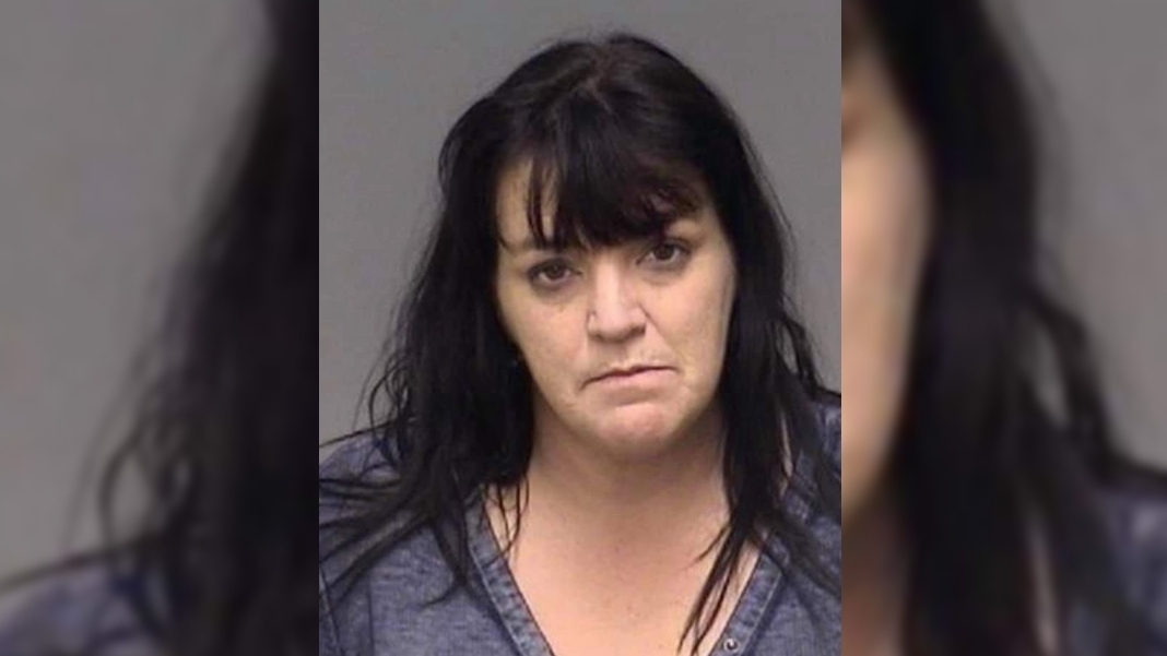 Los Banos woman wanted by police on the following charges