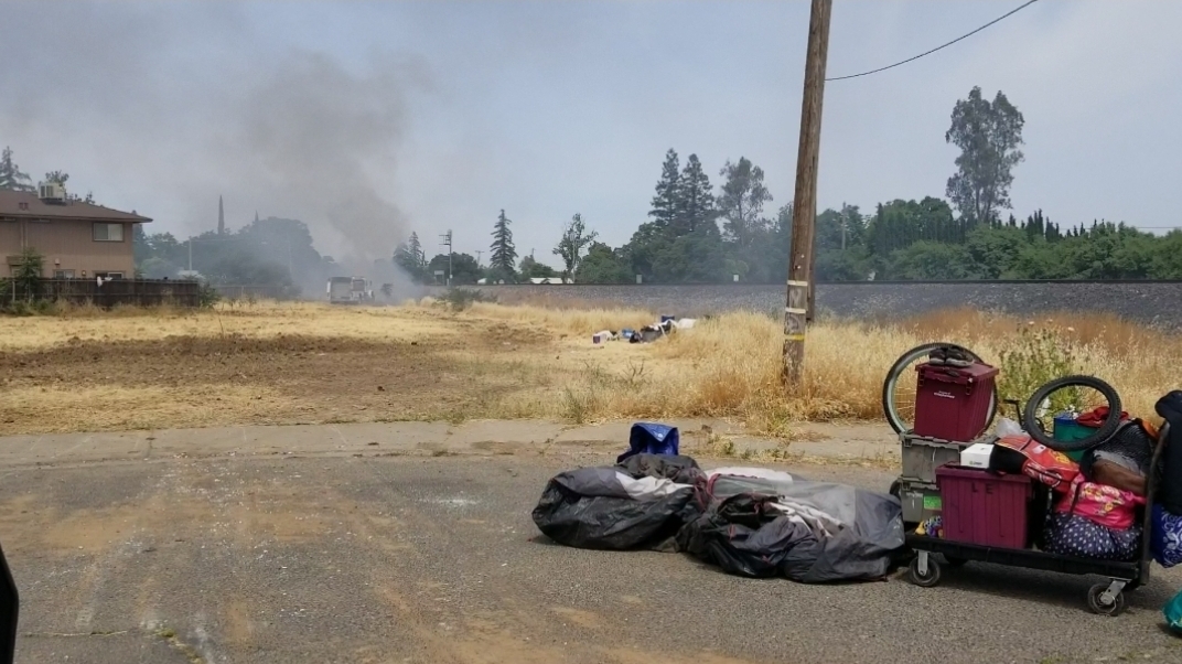 LIVE: Merced County Fire investigating a grass fire