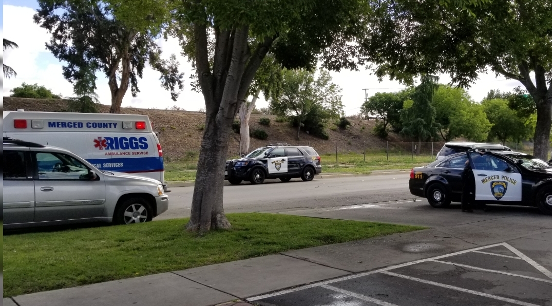Man stabbed in Merced, he was flown to a Modesto hospital