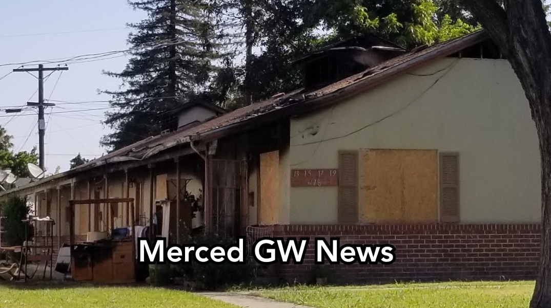 Several displaced after fire at Merced Apartment complex early this morning