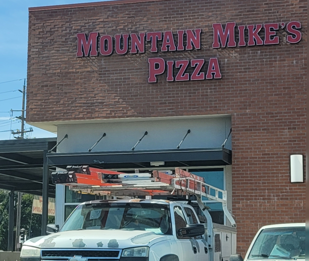 Mountain Mike’s Pizza opening in Merced